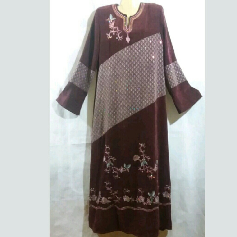 Sajeda Burgundy Abaya Caftan Dress